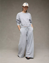 AE Everyday Luxe Wide-Leg Sweatpant