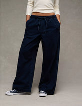 AE Cozy Dreamy Drape Low-Rise Ultra Wide-Leg Jean