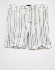 AE 7" Lived-In Trekker Short