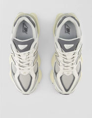 New Balance Men's 9060 Sneaker
