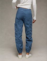 AE Snappy Stretch High-Waisted Baggy Cargo Jogger