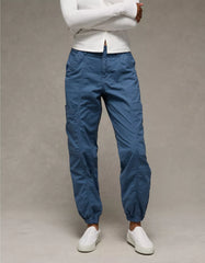 AE Snappy Stretch High-Waisted Baggy Cargo Jogger