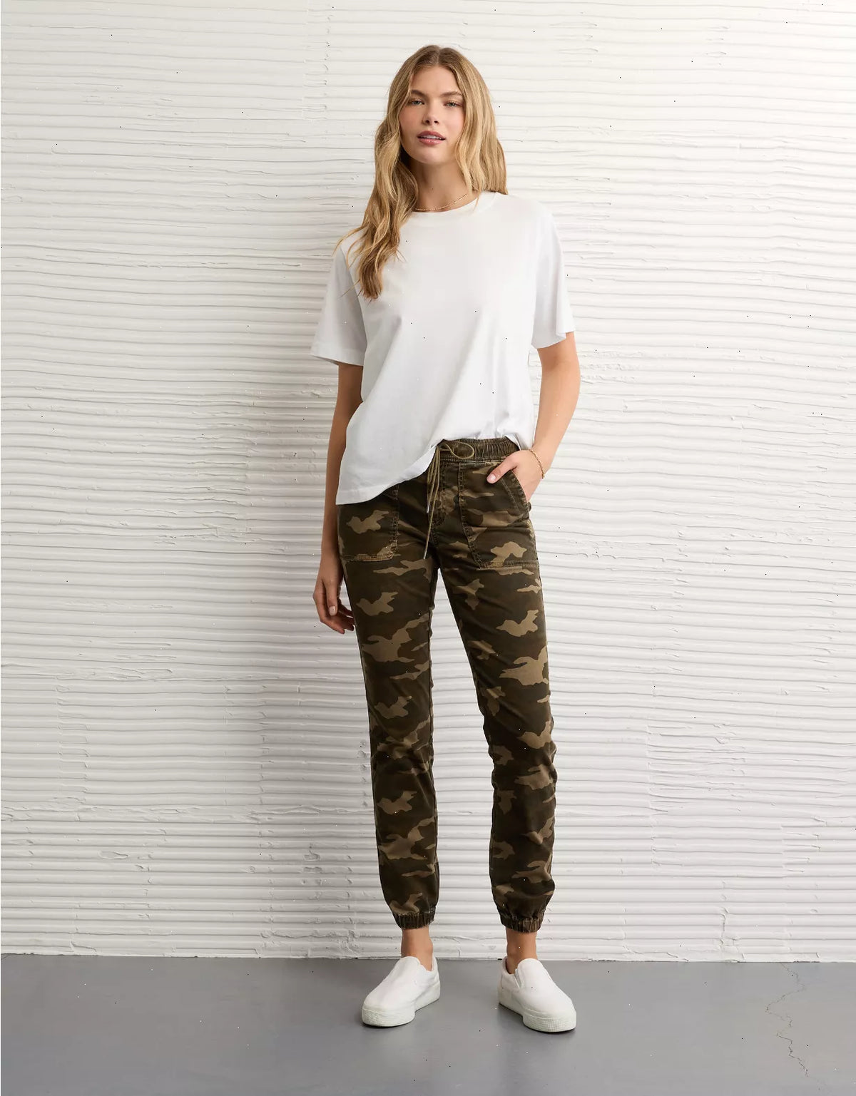 AE Camo Stretch High-Waisted Jegging Jogger
