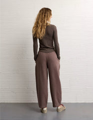 AE Everyday Luxe Barrel Sweatpant