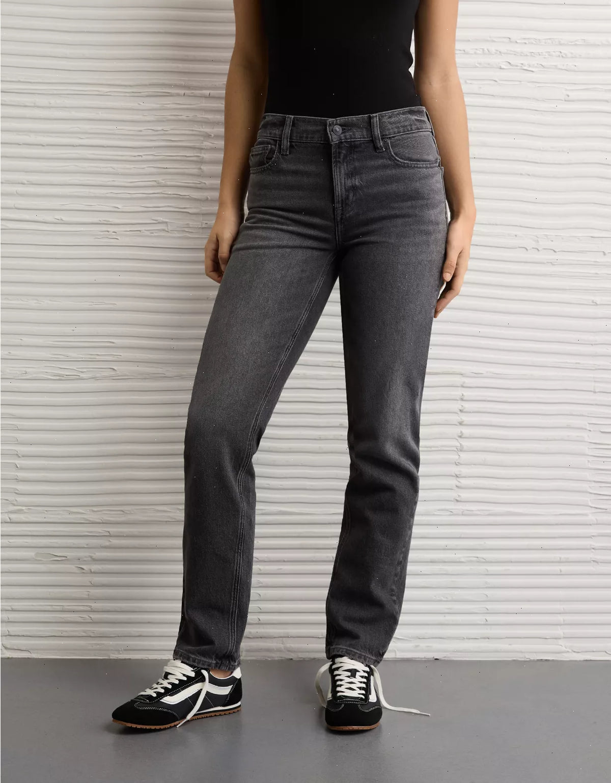 AE Stretch High-Waisted Straight Jean