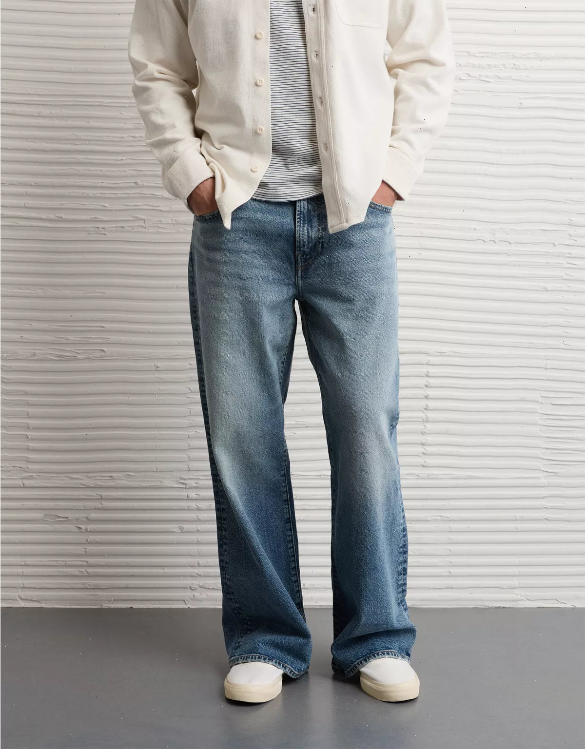 AE AirFlex+ TENCEL™ Fibers Baggy Flare Jean