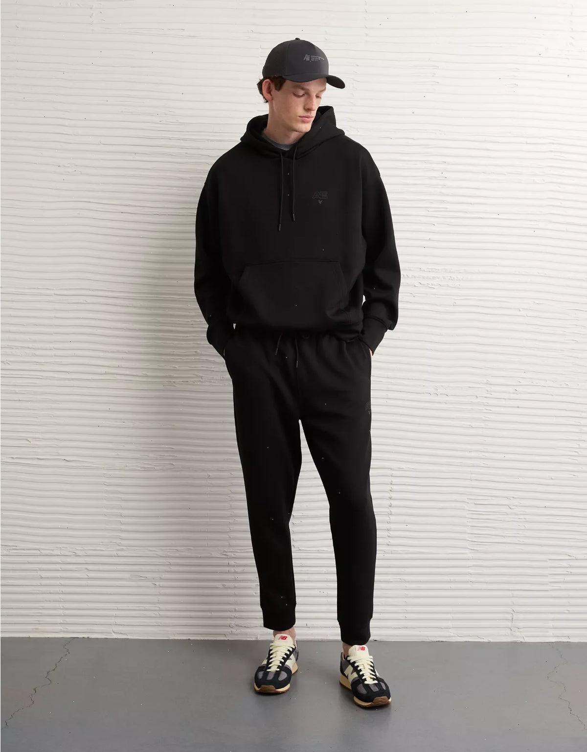 AE 24/7 Hoodie & Jogger Set