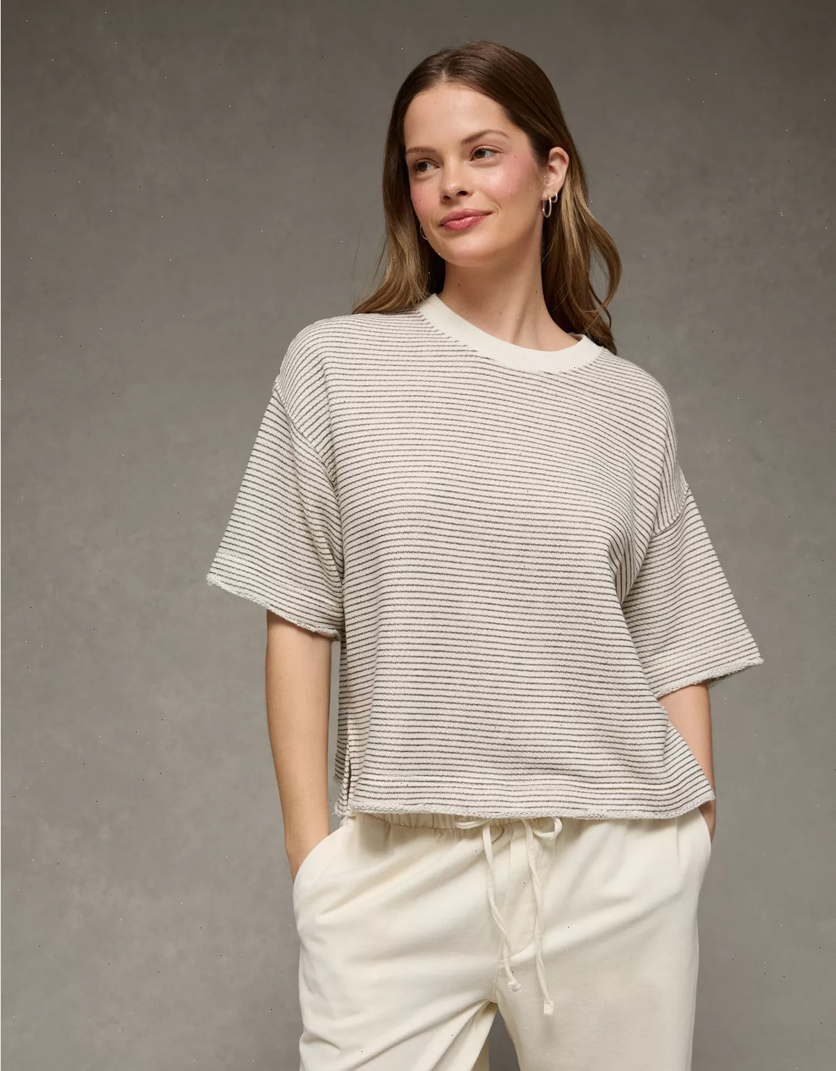 AE Boxy Short-Sleeve Sweatshirt