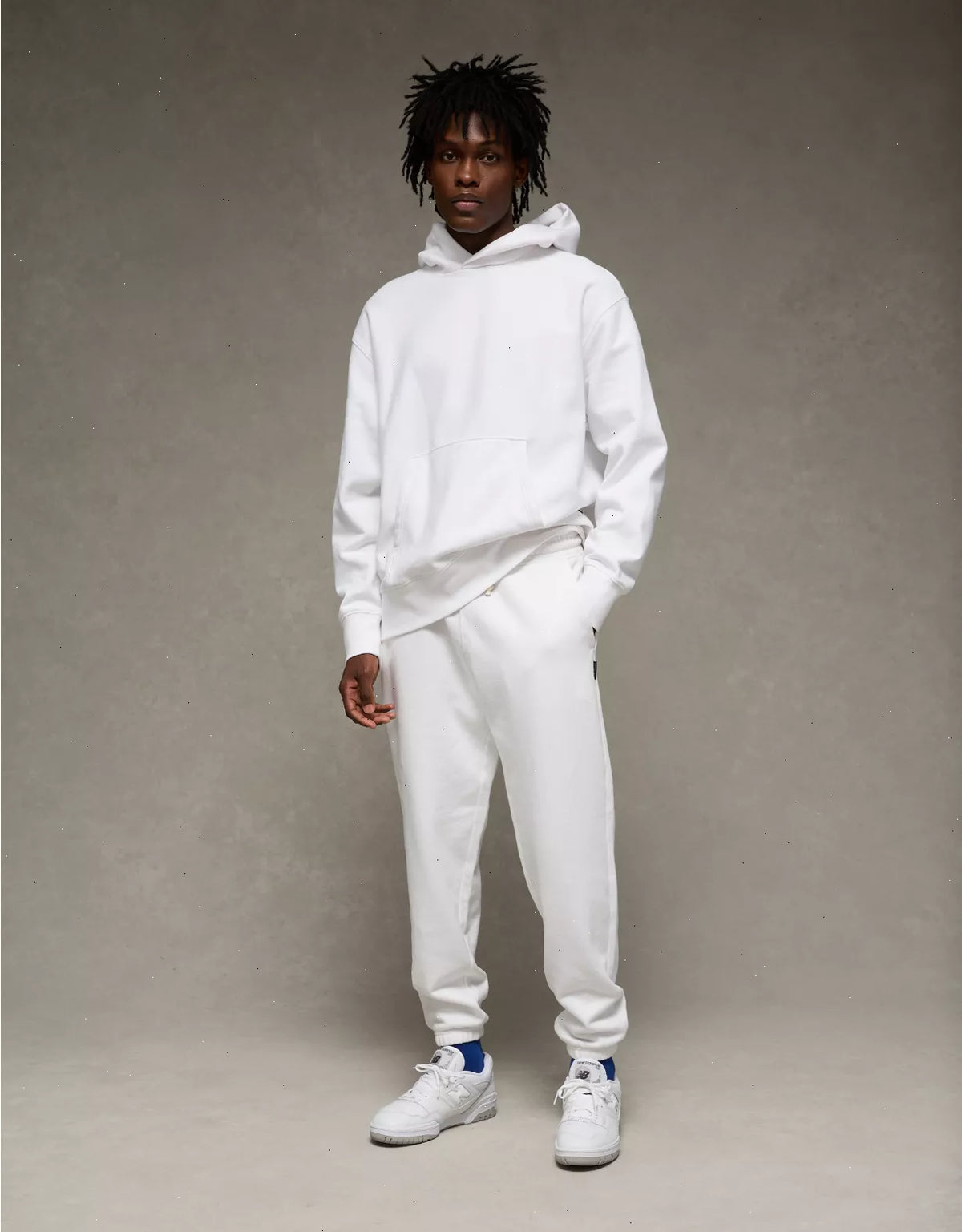 AE Laidback Luxe Heavyweight Sweatpant