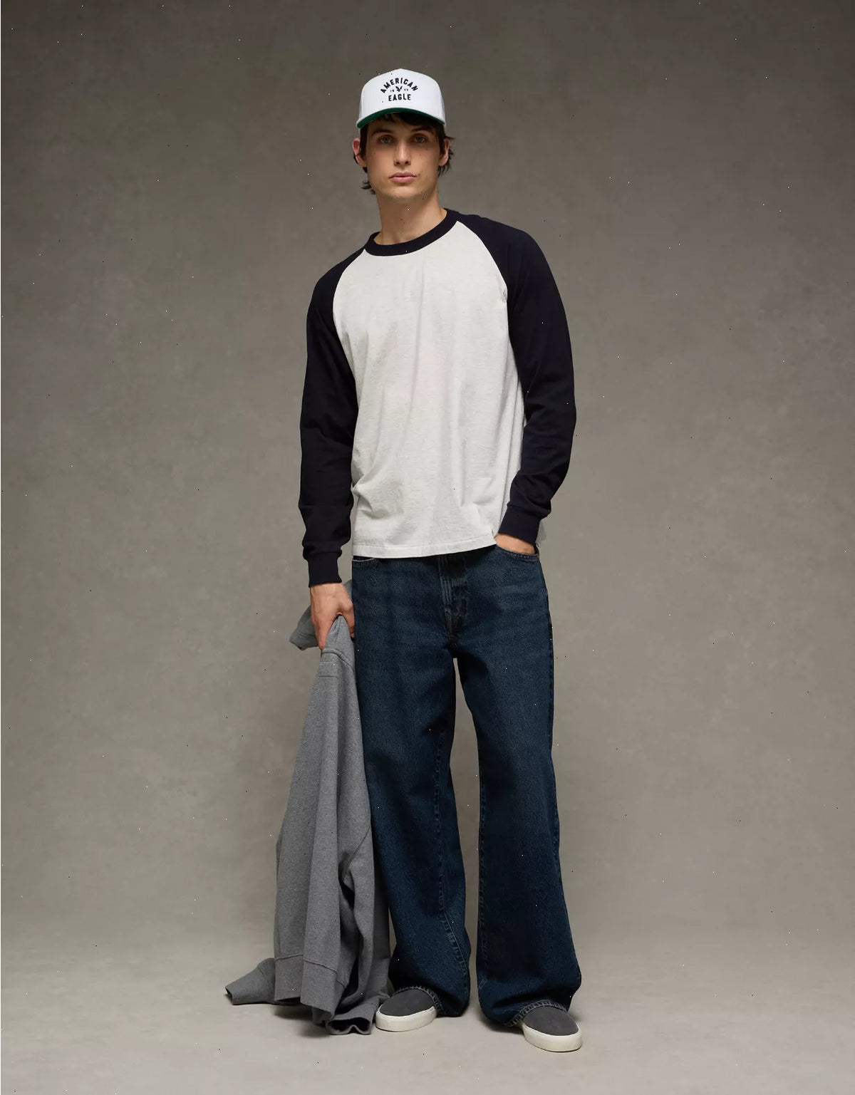 AE Boxy Long-Sleeve Baseball T-Shirt