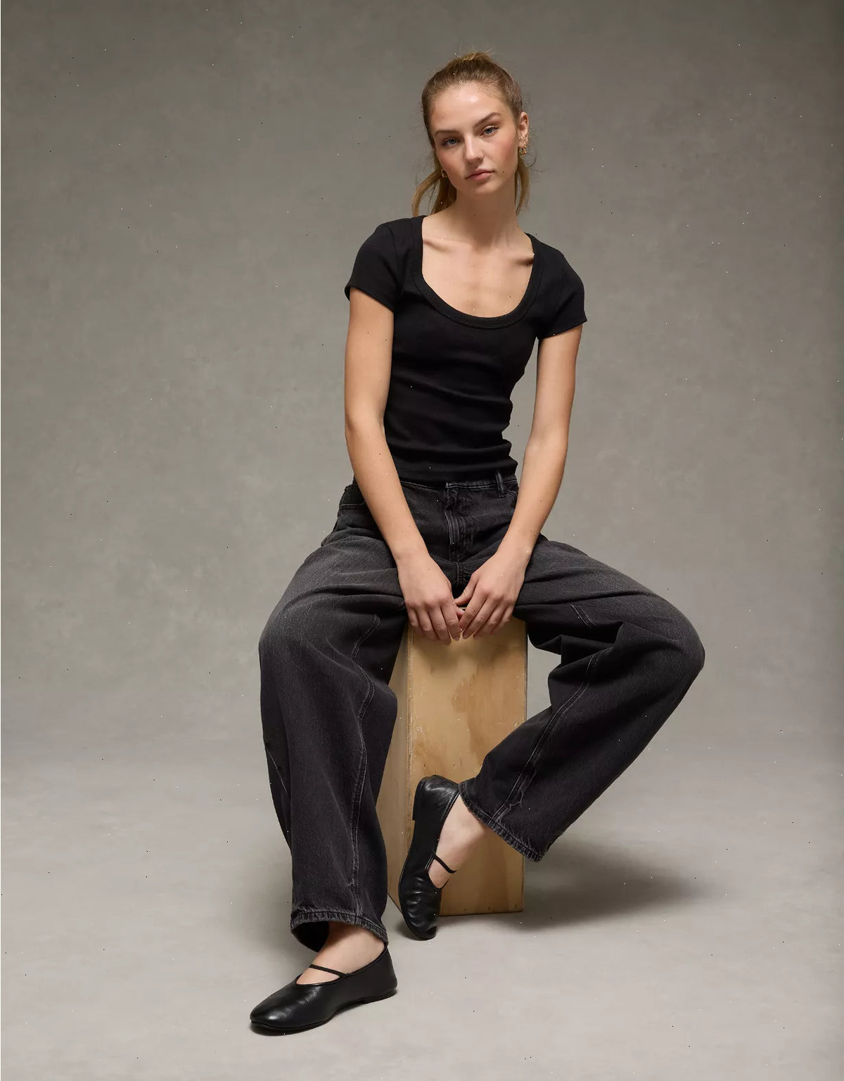 AE Scoop Neck Baby Tee