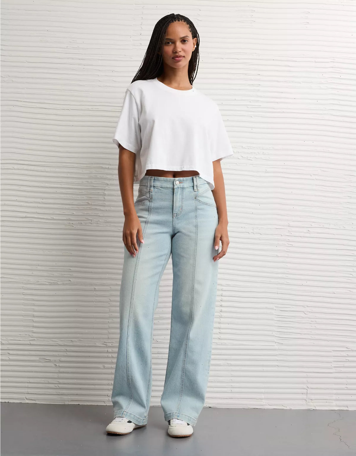 AE Curvy High-Waisted Stovepipe Jean