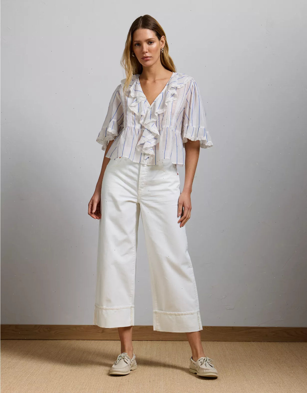 AE77 Premium Wide Crop Cuff Jean