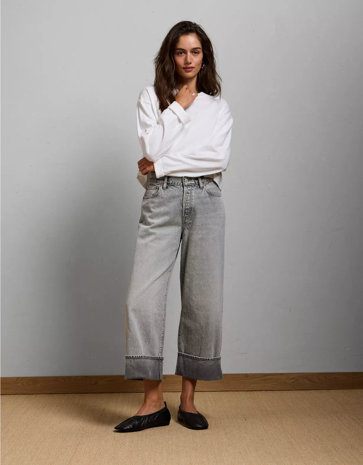 AE77 Premium Wide Crop Cuff Jean